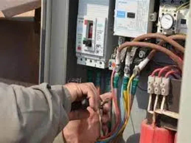 سرقة تيار كهربائى