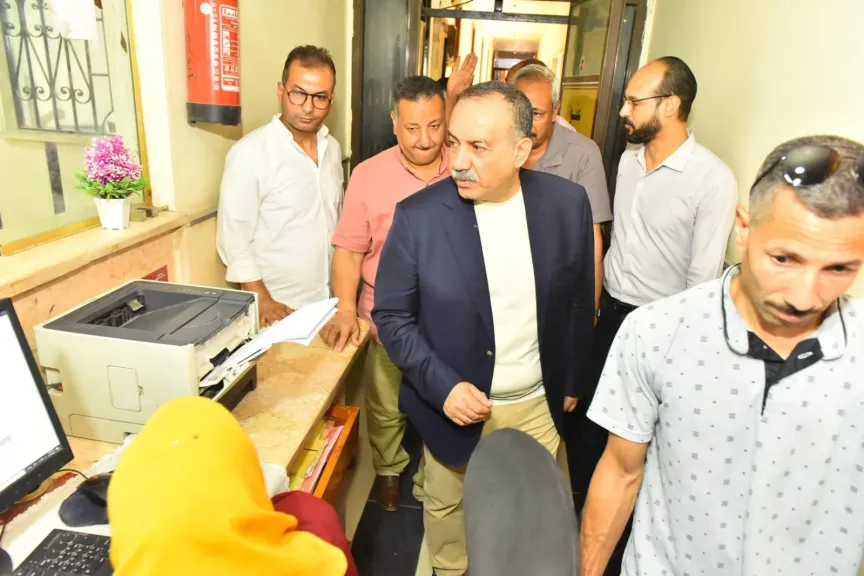 محافظ أسيوط 