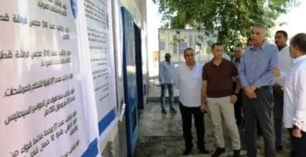 محافظ أسوان يتابع معدلات الإنجاز بمشروعات المياه