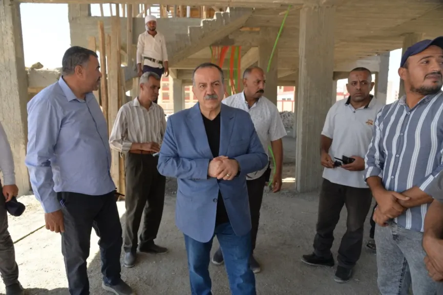 محافظ أسيوط 