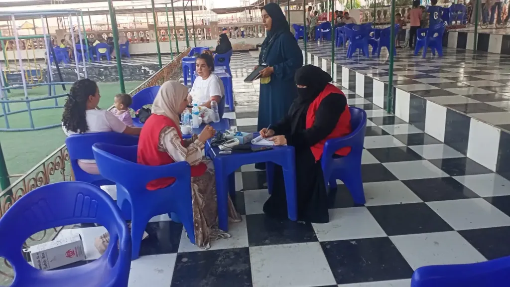 جانب من الفرق الطبية