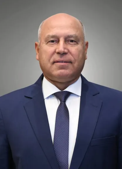 المهندس كامل الوزير