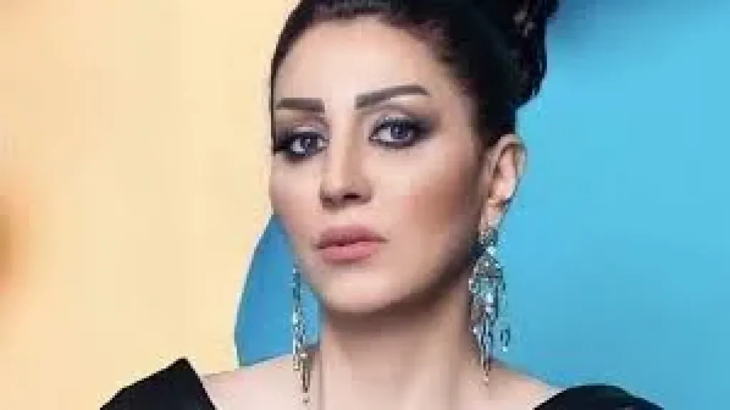 وفاء عامر