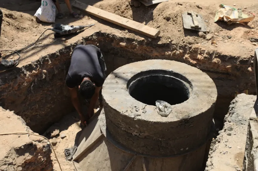 جانب من متابعه 