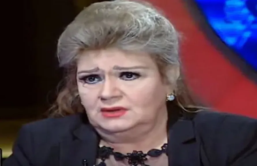 الفنانة ميمى جمال