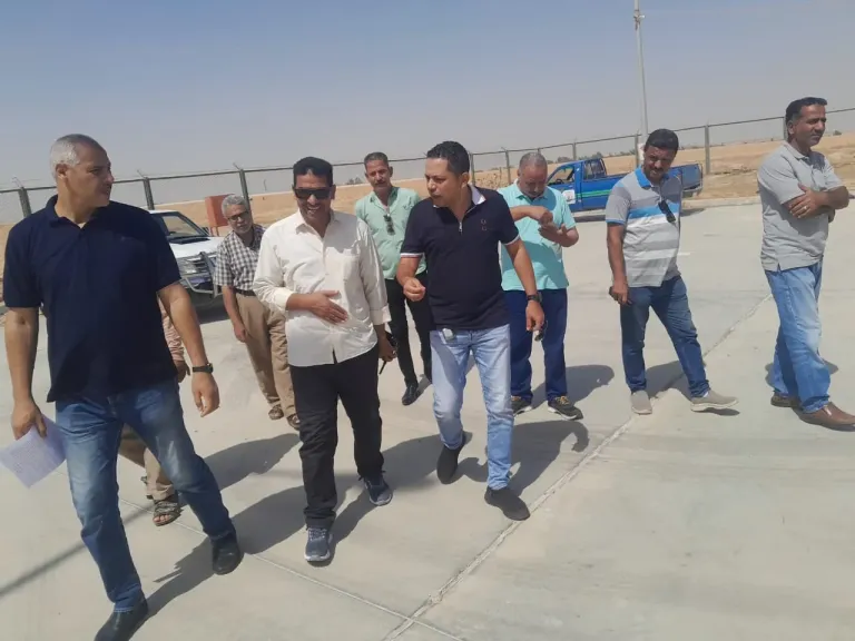 جانب من متابعه 