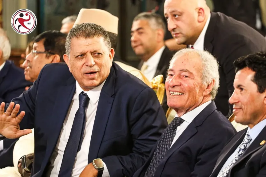 وزير الشباب والرياضة ورئيس اتحاد اليد