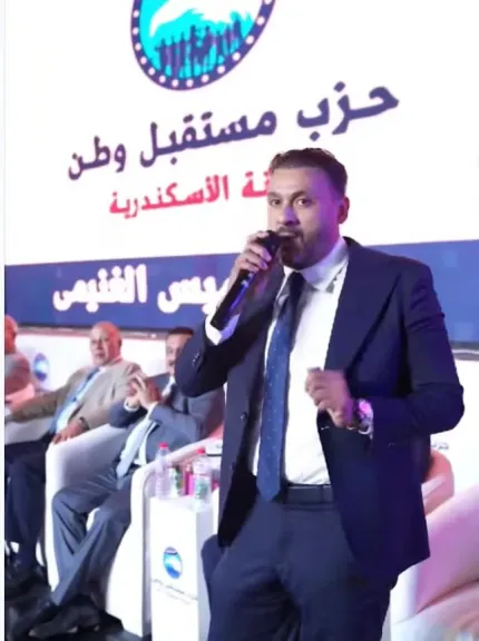 د.عمر الغنيمى