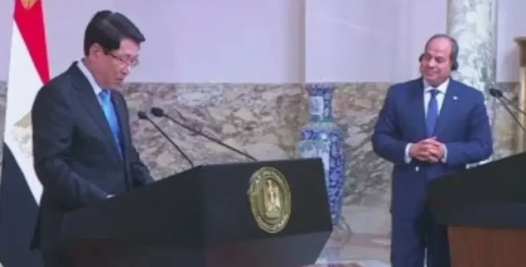 السيد الرئيس عبد الفتاح السيسي ونظيره الفيتنامى