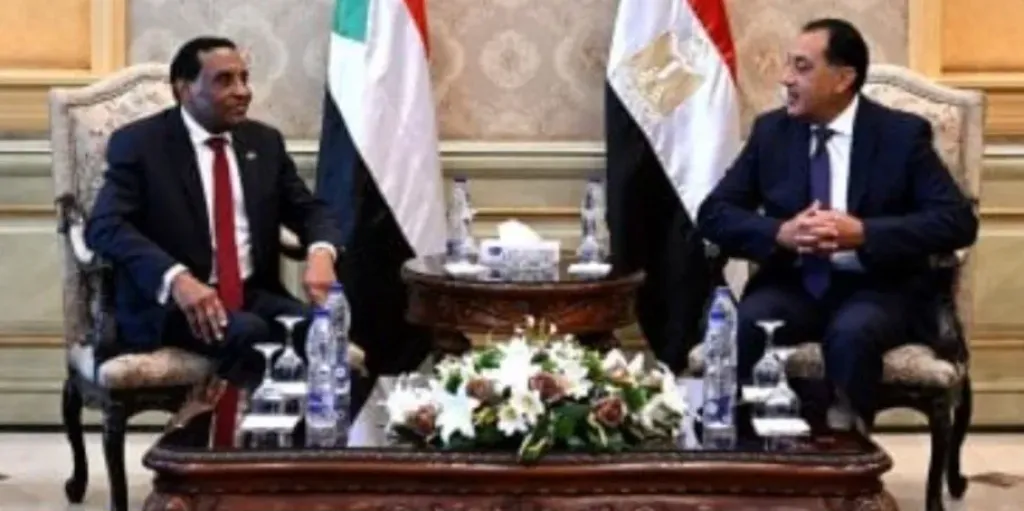 رئيس الوزراء يستقبل نظيره السوداني