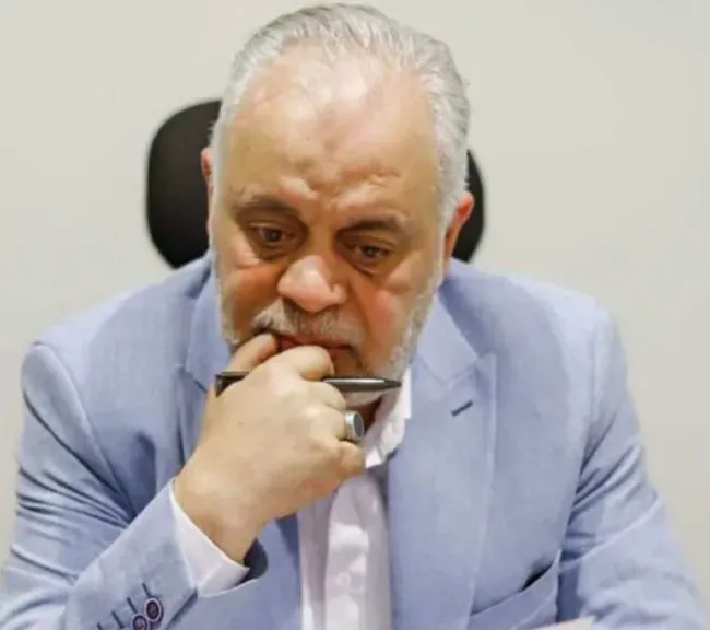 اشرف ذكى 