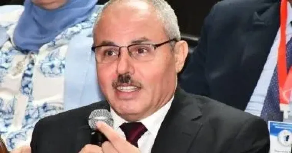 رئيس جامعة السويس 