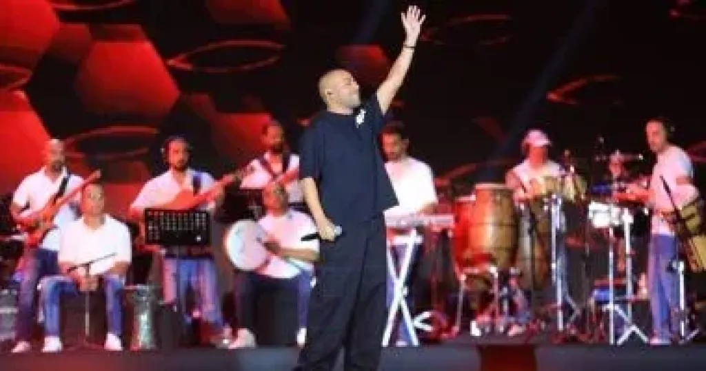تامر عاشور 