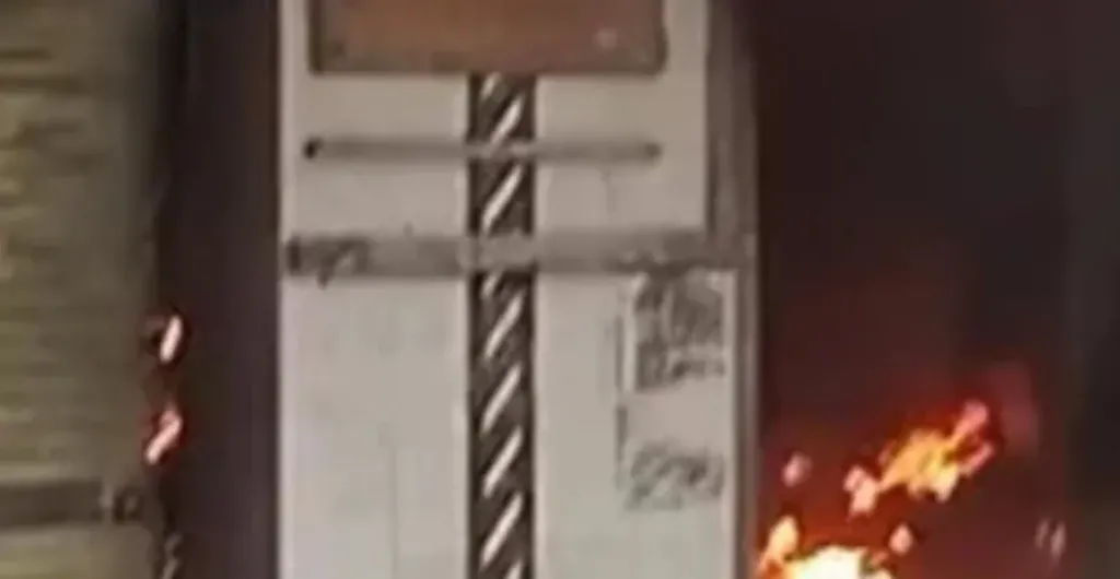 حريق محل قطع غيار في الإسكندرية