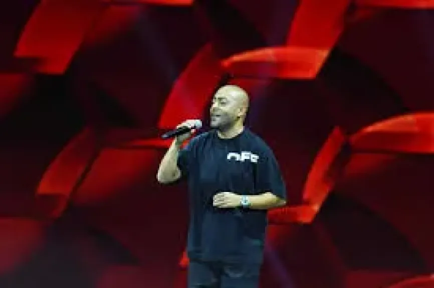 تامر عاشور