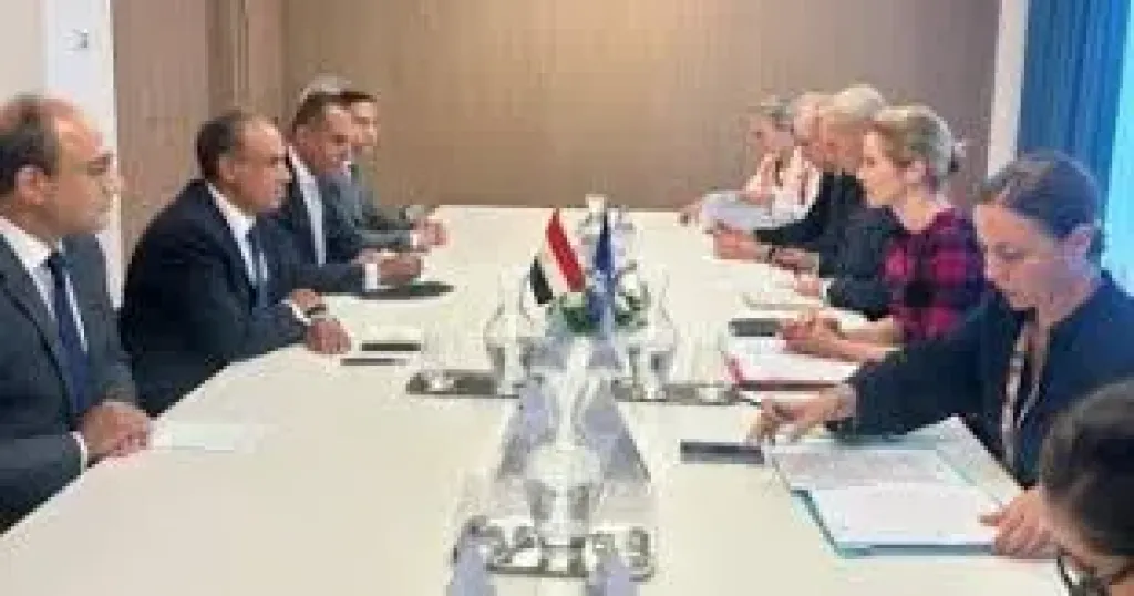 جانب من الاجتماع 