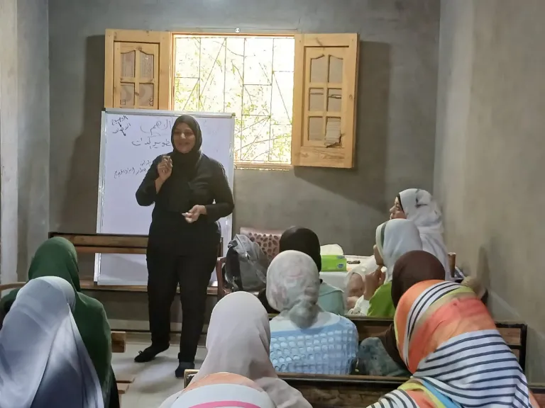 ندوات توعوية بمدينة البياضية