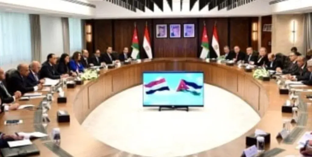 خلال الجلسة