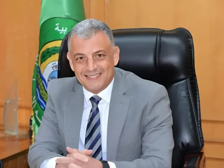 اللواء أكرم محمد جلال محافظ الإسماعيلية
