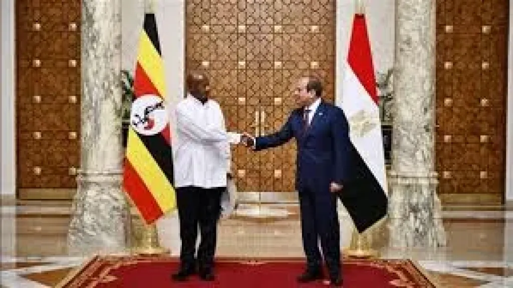 الرئيس السيسي والاوغندي