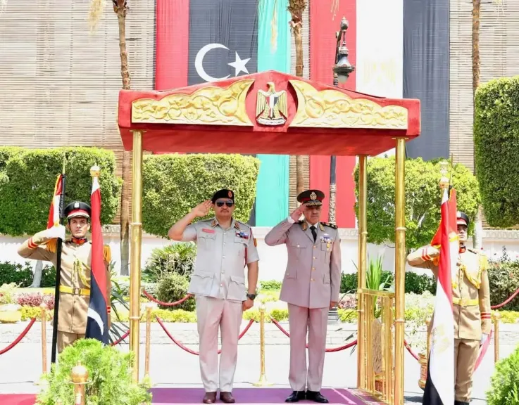 رئيس الأركان والفريق أول حفتر 