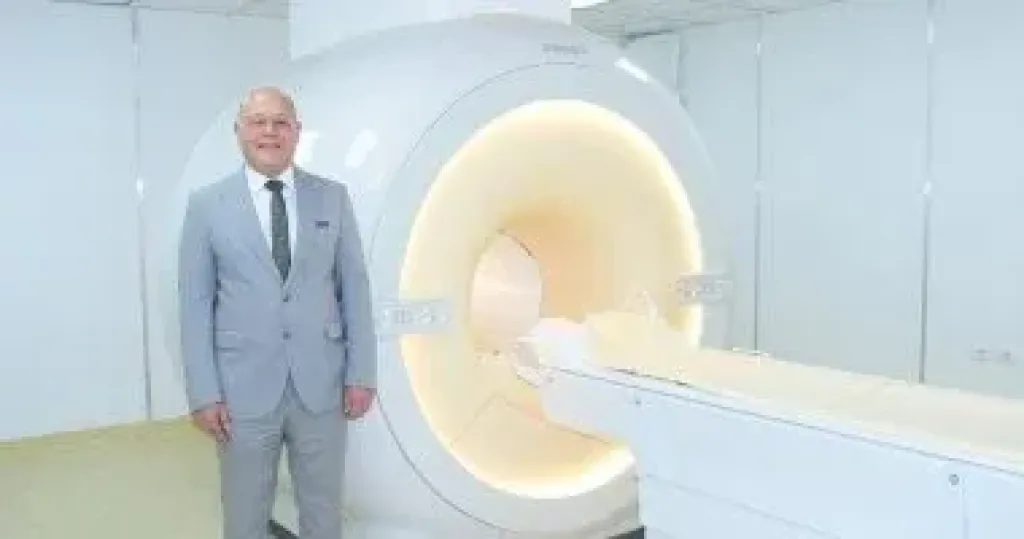 رئيس الجامعة بالوحدة