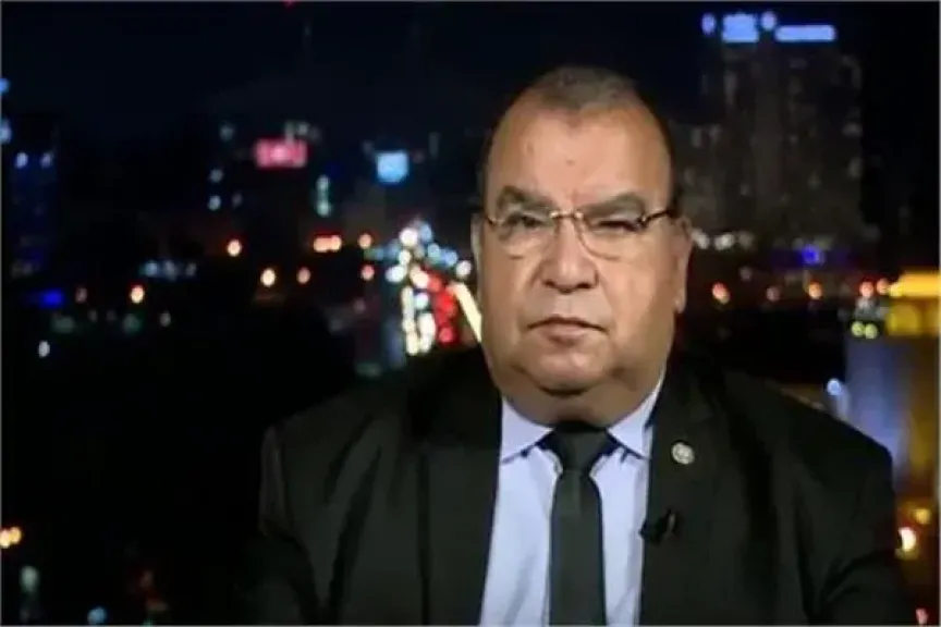الكاتب الصحفى رفعت فياض
