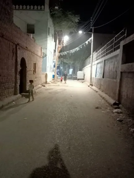 جانب من متابعه 