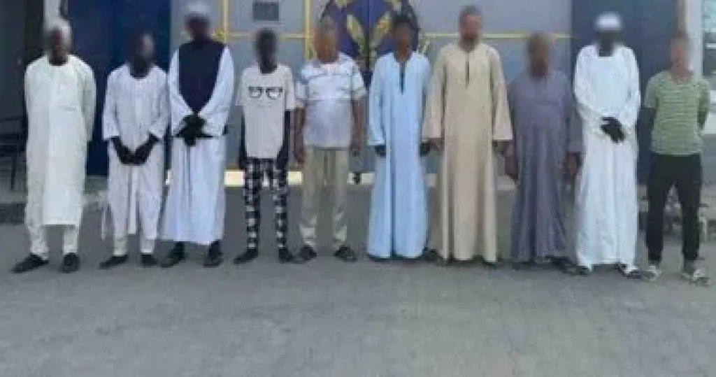 المتهمين  