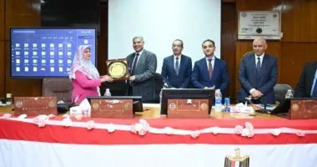 جانب من الافتتاح 