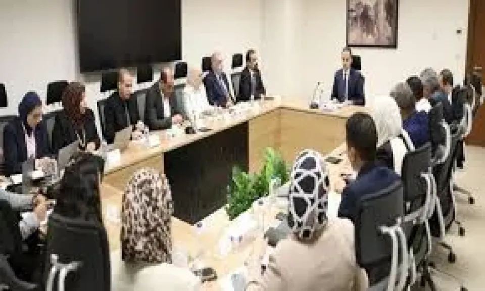 جانب من الاجتماع 