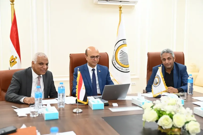 رئيس جامعة 