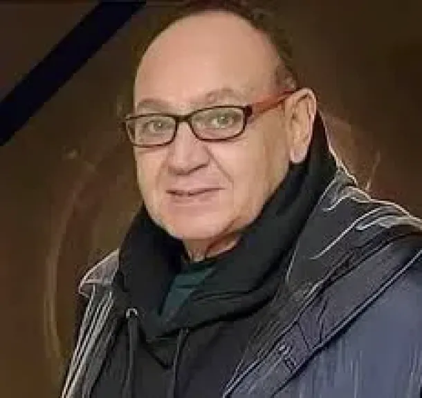 الدكتور يحي عزمي