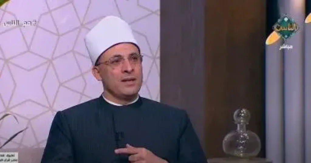 الدكتور هشام عبد العزيز