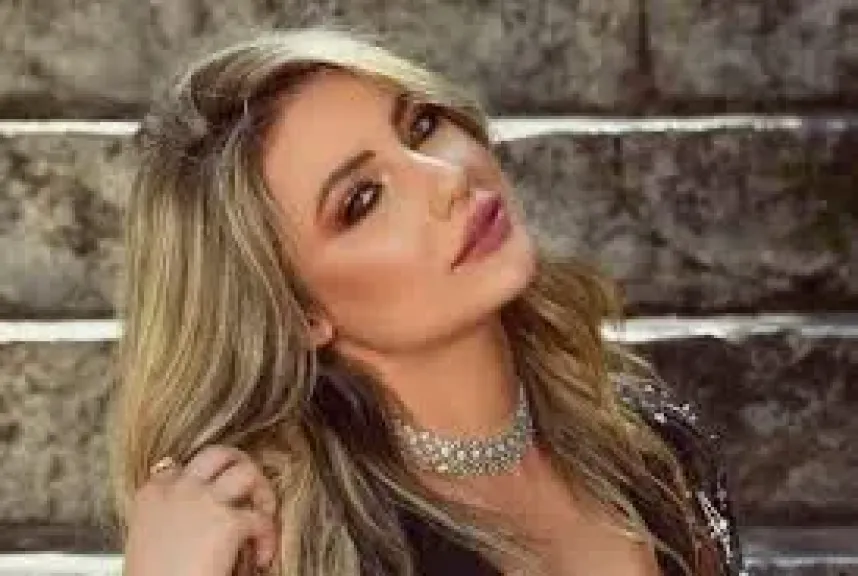 انجيلا بشارة