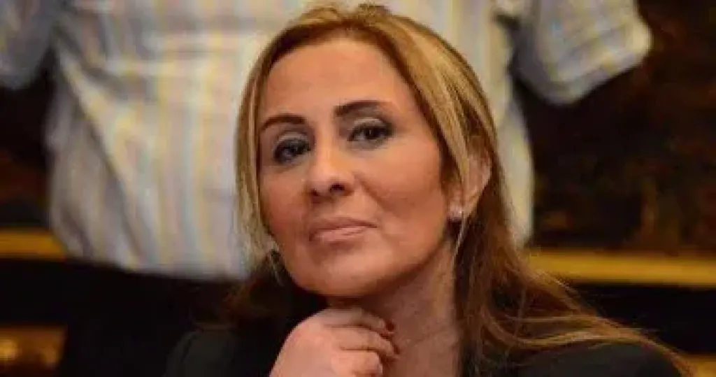 الإعلامية نائلة فاروق  