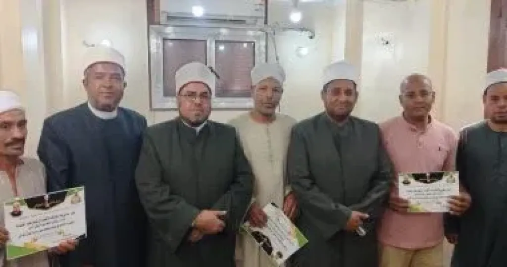 الأوقاف تكرم أفضل إمام ومؤذن ومقيم شعائر وعامل وإدارى