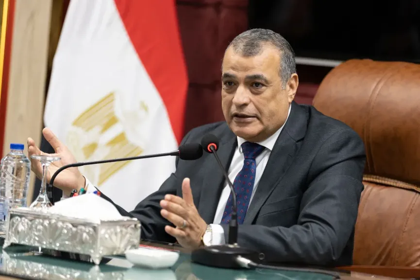 وزير الإنتاج الحربي 