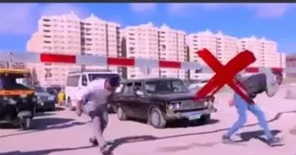 اقتحام المزلقانات  