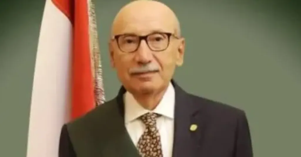 القاضي عاصم الغايش  رئيس محكمة النقد