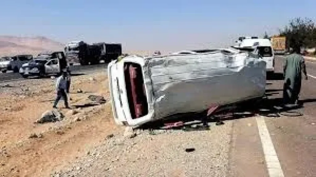 حادث انقلاب سيارة