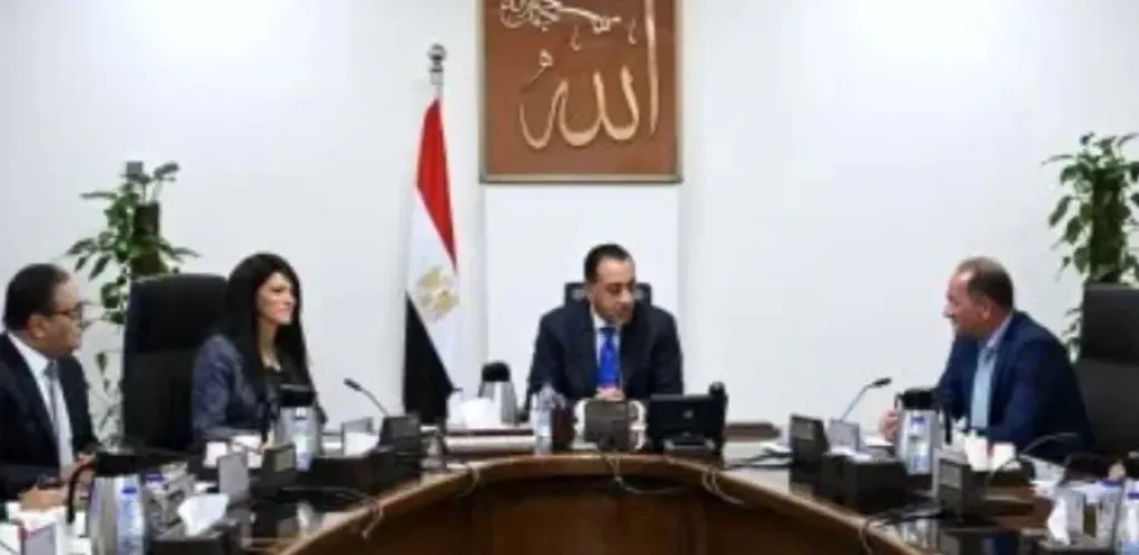 خلال الاجتماع 