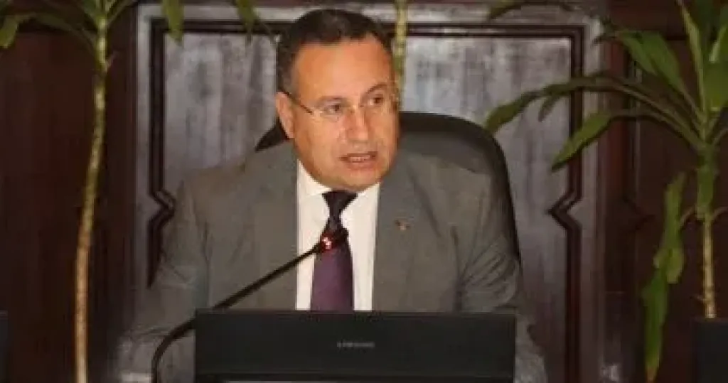 رئيس جامعة الإسكندرية 