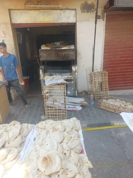 جانب من متابعه 