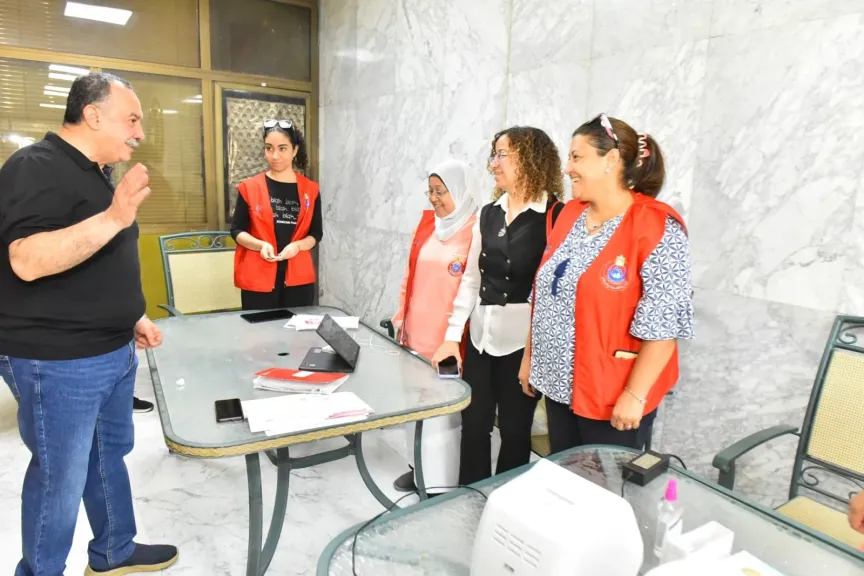 محافظ أسيوط 