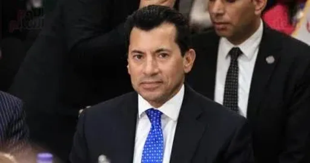 اشرف صبحي 