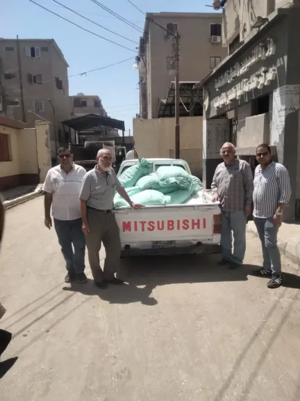 جانب من متابعه 