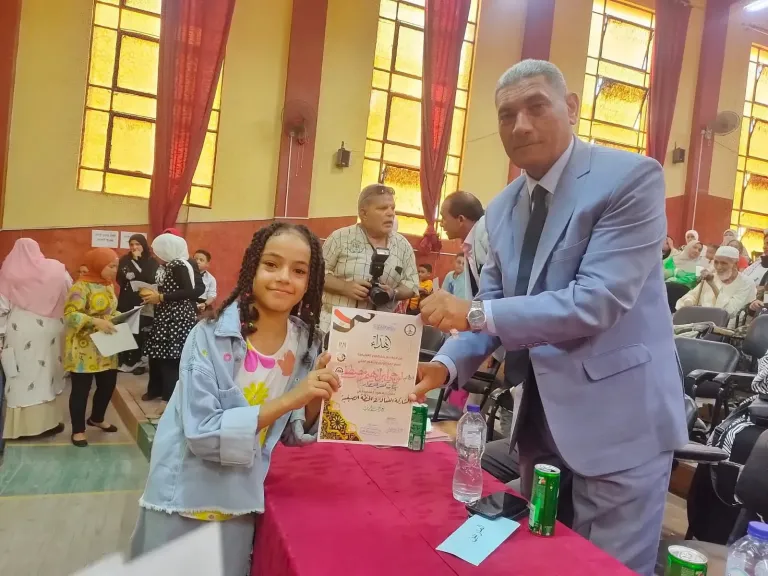 خلال التكريم 