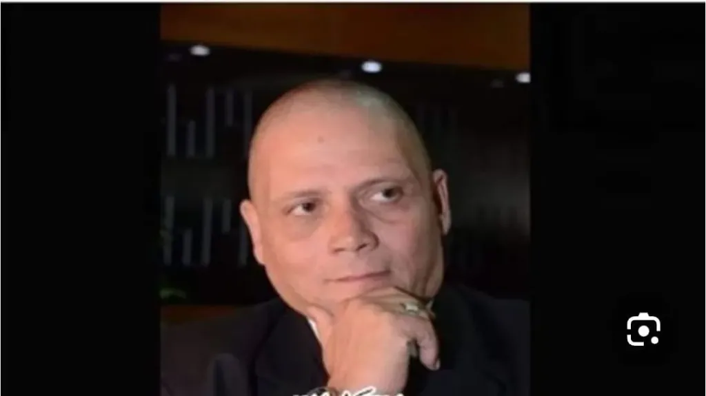 الكاتب الصحفي هشام جاد