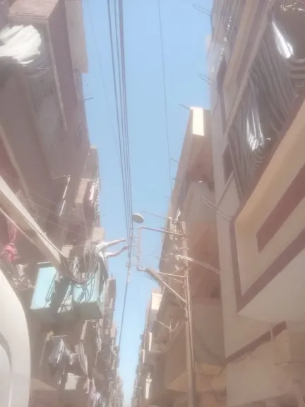 جانب من متابعه 